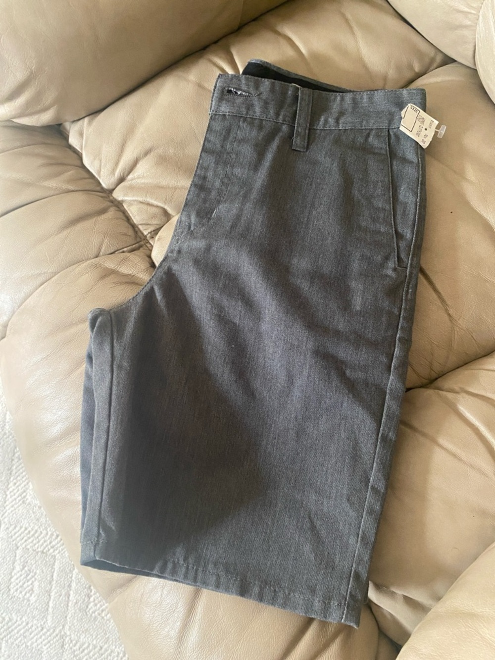 Volcom Men's Shorts with Black Waist Lining- Size US 27 (s)